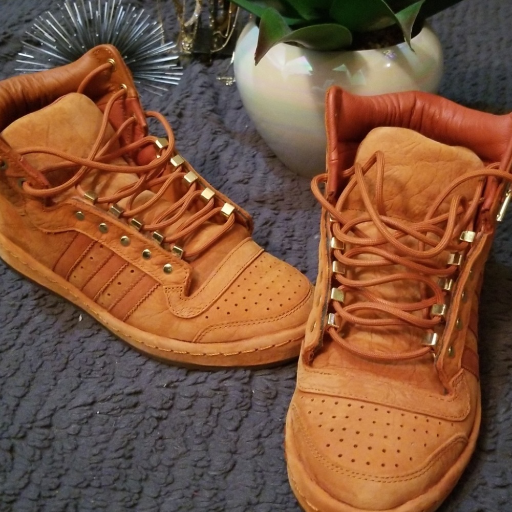Adidas 7 .5 men size